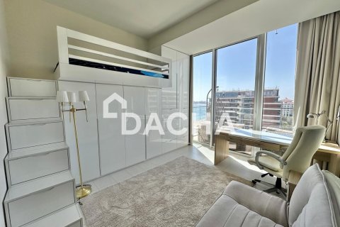 Apartment in The Crescent, Palm Jumeirah, Dubai 2 bedrooms, 138 sq.m. № 133260 - photo 12