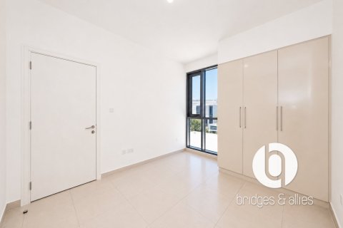 Villa in Dubai Hills Estate, Dubai 4 bedrooms, 229 sq.m. № 110924 - photo 27