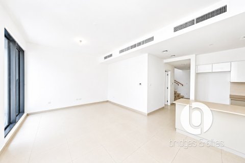 Villa in Dubai Hills Estate, Dubai 4 bedrooms, 229 sq.m. № 110924 - photo 7