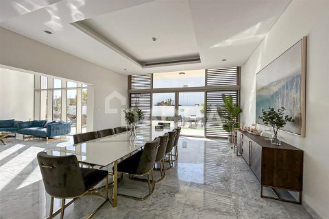 Villa en Dubai, 6 dormitorios, 938.3 m², № 7072 - foto 8