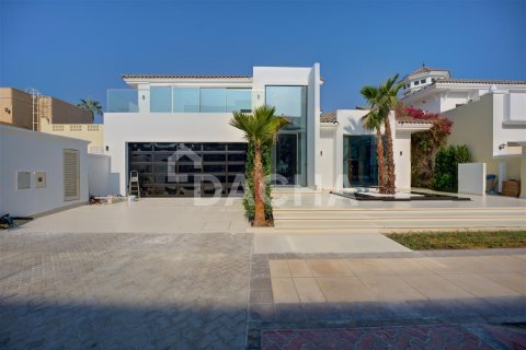 Villa en Palm Jumeirah, Dubai, 5 dormitorios, 538.8 m², № 7070 - foto 29