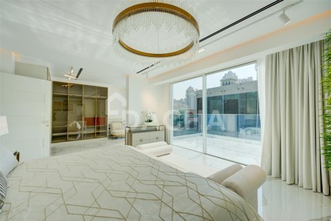 Villa en Palm Jumeirah, Dubai, 5 dormitorios, 538.8 m², № 7070 - foto 21