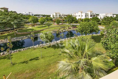 Land in Al Barari, Dubai 1 room, 1715.3 sq.m. № 7073 - photo 7