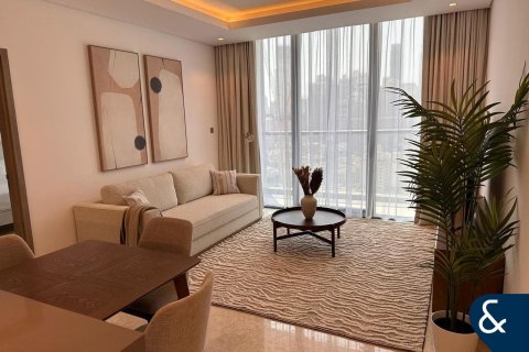Apartamento en Business Bay, Dubai, 1 dormitorio, 91 m², № 74583 - foto 1