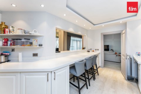 Apartment in Palm Jumeirah, Dubai 4 bedrooms, 449.5 sq.m. № 67420 - photo 9