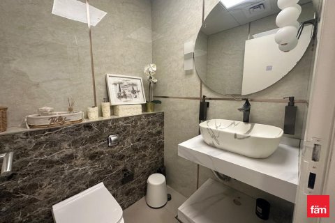 Apartment in Dubai 1 bedroom, 69.4 sq.m. № 70584 - photo 8