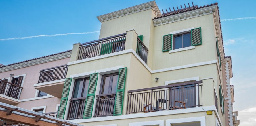 تاون هاوس في دبي 4 غرف نوم, 397.9 م² رقم 70592