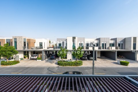 Townhouse in Joy, Arabian Ranches 3, Dubai 3 bedrooms, 127.92743100 sq.m. № 105769 - photo 9