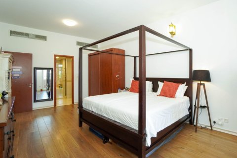 Apartamento en Motor City, Dubai, 2 dormitorios, 157 m², № 84403 - foto 11