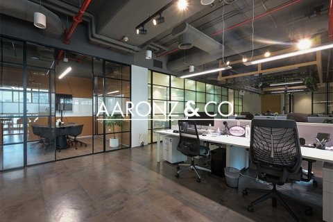 Office in Dubai Marina, Dubai 367 sq.m. № 94563 - photo 6