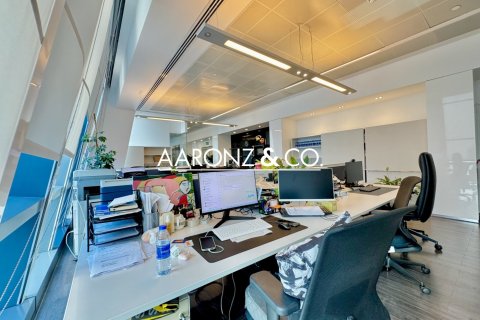 Office in Downtown Dubai (Downtown Burj Dubai), Dubai 230 sq.m. № 94561 - photo 7