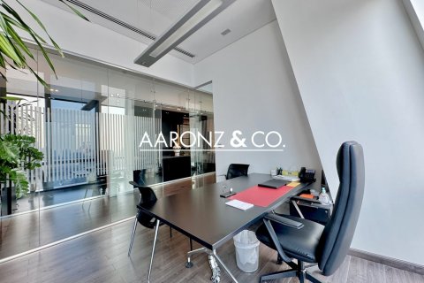 Office in Downtown Dubai (Downtown Burj Dubai), Dubai 230 sq.m. № 94561 - photo 6