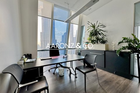 Office in Downtown Dubai (Downtown Burj Dubai), Dubai 230 sq.m. № 94561 - photo 10