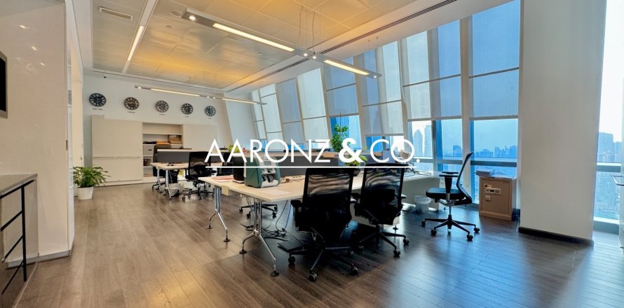 Office in Downtown Dubai (Downtown Burj Dubai), Dubai 230 sq.m. № 94561
