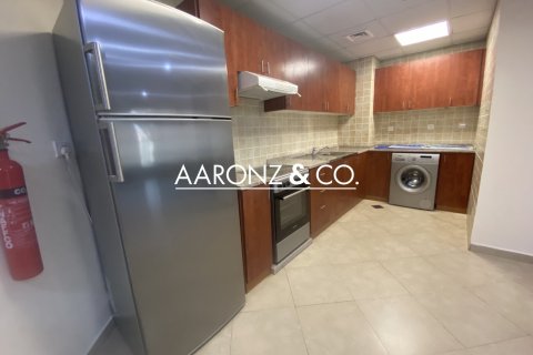 Купить квартиру в Джумейра Лейк Тауэрс, Дубай: 2 спальни, 89м², № 94558 - фото 11