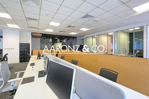 Office in Downtown Dubai (Downtown Burj Dubai), Dubai 539 sq.m. № 94560 - photo 6