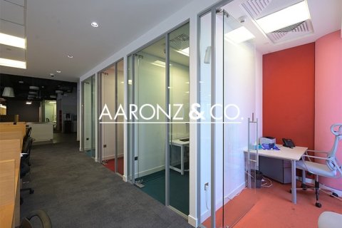 Office in Downtown Dubai (Downtown Burj Dubai), Dubai 539 sq.m. № 94560 - photo 10