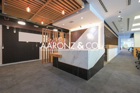 Office in Downtown Dubai (Downtown Burj Dubai), Dubai 539 sq.m. № 94560 - photo 5