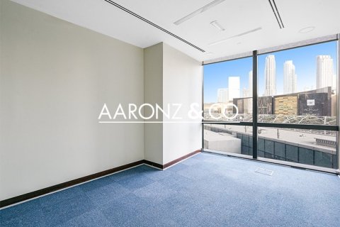 Office in Downtown Dubai (Downtown Burj Dubai), Dubai 591 sq.m. № 94559 - photo 9