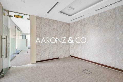 Office in Downtown Dubai (Downtown Burj Dubai), Dubai 591 sq.m. № 94559 - photo 15