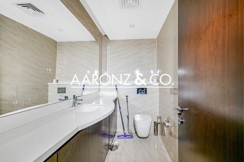 Office in Downtown Dubai (Downtown Burj Dubai), Dubai 591 sq.m. № 94559 - photo 24