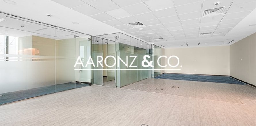 Office in Downtown Dubai (Downtown Burj Dubai), Dubai 591 sq.m. № 94559