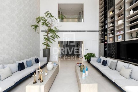 Villa in Meydan, Dubai 5 bedrooms, 933.95 sq.m. № 135815 - photo 8