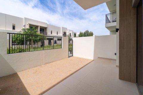 Apartment in Dubai 3 bedrooms, 218 sq.m. № 134083 - photo 3