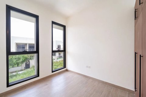 Apartment in Dubai 3 bedrooms, 218 sq.m. № 134083 - photo 10