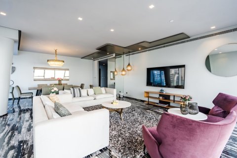 Apartment in Dubai Marina, Dubai 4 bedrooms, 344 sq.m. № 134079 - photo 17
