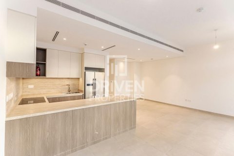 Townhouse in Mudon, Dubai 3 bedrooms, 205 sq.m. № 66576 - photo 3
