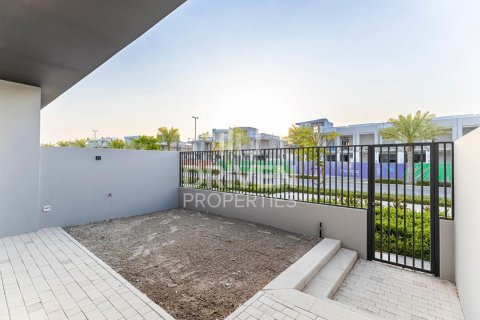 Townhouse in Mudon, Dubai 3 bedrooms, 205 sq.m. № 66576 - photo 18