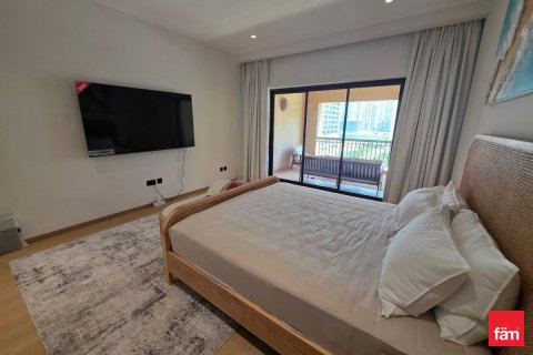 Apartamento en Palm Jumeirah, Dubai, 2 dormitorios, 168 m², № 110153 - foto 2