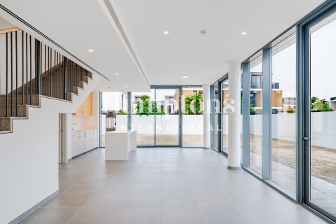 Villa in Arabian Ranches 3, Dubai 4 bedrooms, 389.48932429 sq.m. № 72427 - photo 10