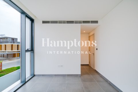 Villa in Arabian Ranches 3, Dubai 4 bedrooms, 389.48932429 sq.m. № 72427 - photo 18