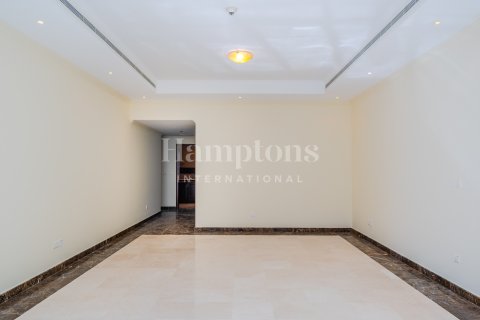 Apartment in Jumeirah Lake Towers, Dubai 5 bedrooms, 706.60999867 sq.m. № 72431 - photo 24