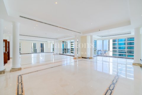 Apartment in Jumeirah Lake Towers, Dubai 5 bedrooms, 706.60999867 sq.m. № 72431 - photo 13