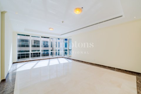 Apartment in Jumeirah Lake Towers, Dubai 5 bedrooms, 706.60999867 sq.m. № 72431 - photo 8