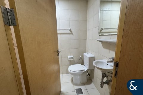 Apartamento en Shoreline Apartments, Palm Jumeirah, Dubai, 3 dormitorios, 204 m², № 91399 - foto 12