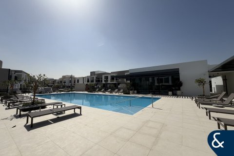 Villa in Arabian Ranches 3, Dubai 3 bedrooms, 204 sq.m. № 91401 - photo 17