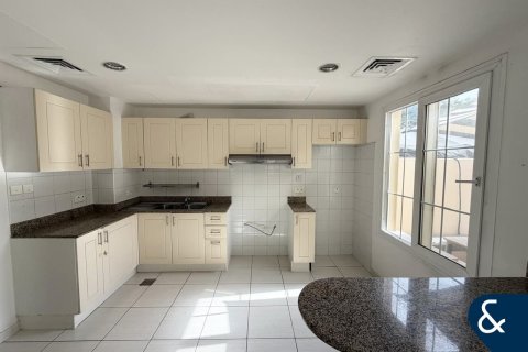 Villa in Springs 2, The Springs, Dubai 2 bedrooms, 167 sq.m. № 91405 - photo 7