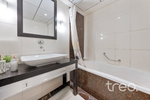 Apartment in Jumeirah Lake Towers, Dubai 1 bedroom, 92.07 sq.m. № 134596 - photo 7