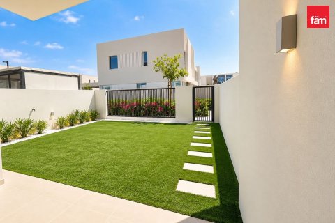 Adosado en Dubai, 3 dormitorios, 174 m², № 141343