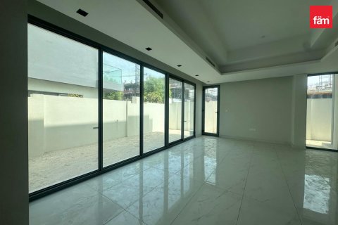 Adosado en Jebel Ali, Dubai, 4 dormitorios, 304.1 m², № 141341 - foto 2