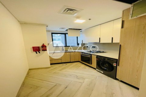 Apartamento en Jumeirah Village Circle, Dubai, 1 dormitorio, 72.8 m², № 37667 - foto 1