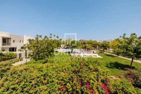 Villa en Zahra Townhouses, Town Square, Dubai, 3 dormitorios, 209 m², № 18876 - foto 10
