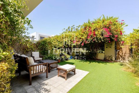 Villa en Zahra Townhouses, Town Square, Dubai, 3 dormitorios, 209 m², № 18876 - foto 19