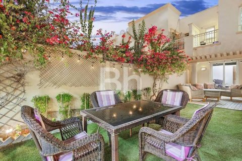 فيلا في The Springs, دبي 2 غرف نوم, 207 م² رقم 21880 - صورة 3