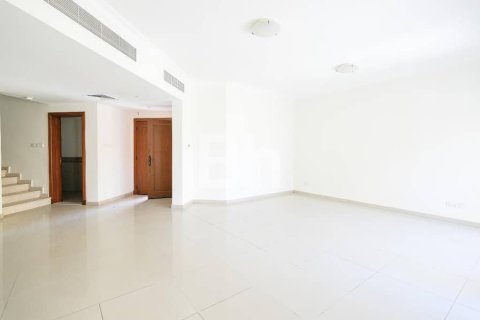 فيلا في Dubai Land, دبي 3 غرف نوم, 531 م² رقم 21878 - صورة 3