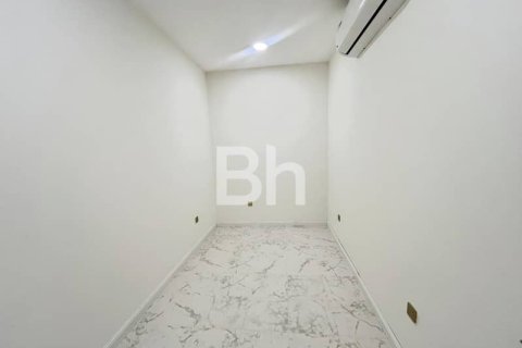 Villa à Nadd Al Sheba, Dubai, 5 chambres, 585 m², № 21861 - photo 19